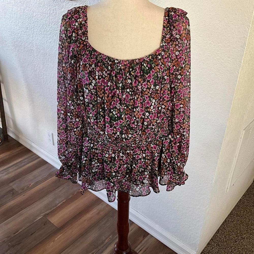 Torrid Floral Peasant Blouse Size 1 (14/16)‎